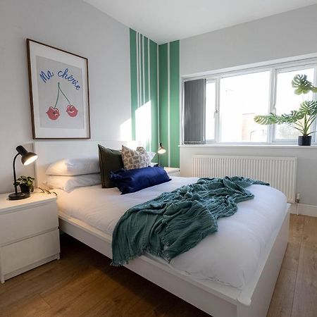 Camden Apartments Next To Market And Tube Station ロンドン エクステリア 写真